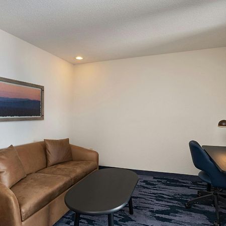 Fairfield Inn & Suites Kansas City Airport Exterior foto