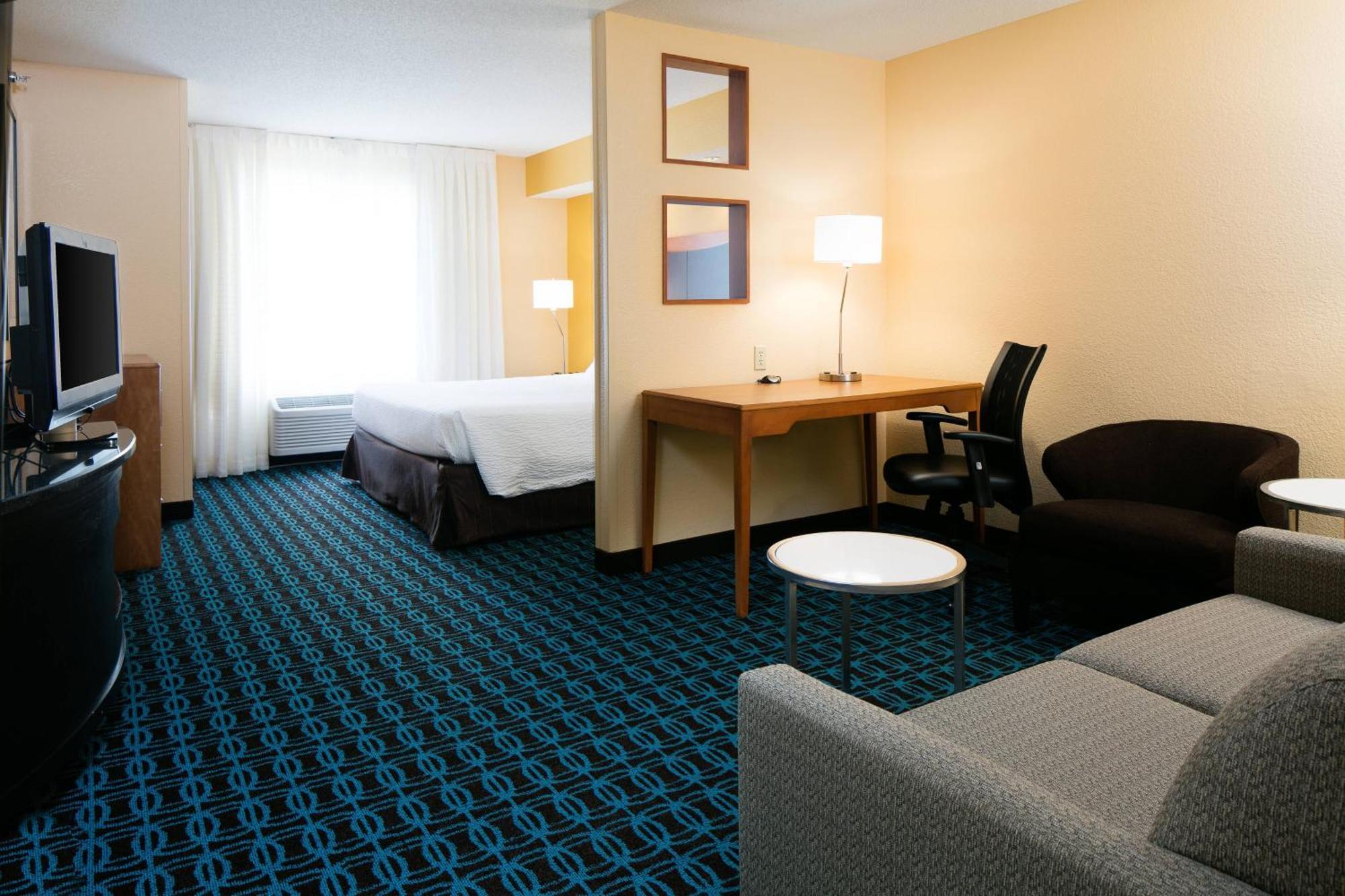 Fairfield Inn & Suites Kansas City Airport Exterior foto