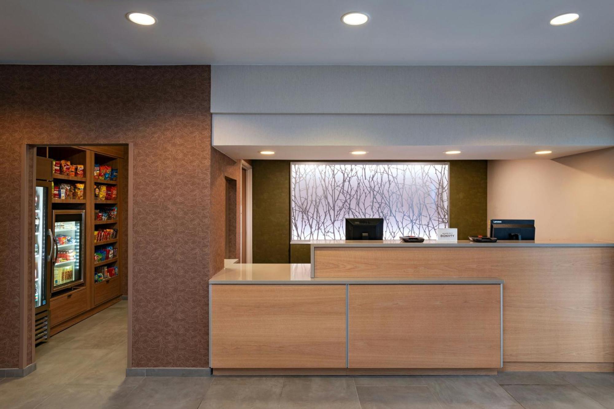 Fairfield Inn & Suites Kansas City Airport Exterior foto